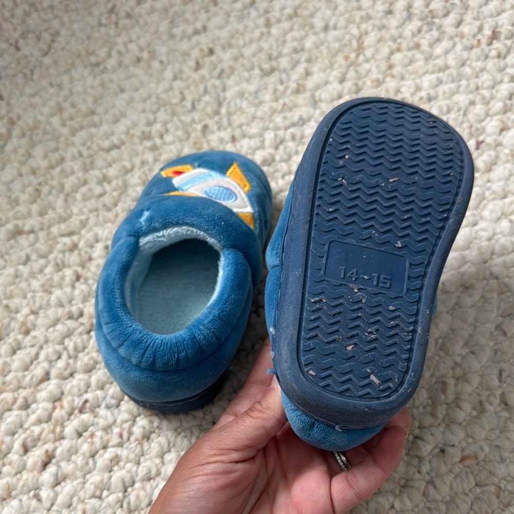 Blue Rocket Kids Slippers - Picture 2 of 3